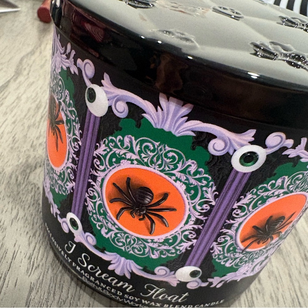 * New Bath & Body Works I Scream Float Candle